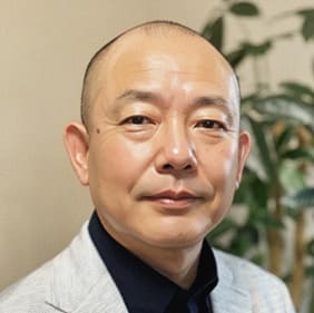 株式会社泰平舎 代表取締役 平塚 泰